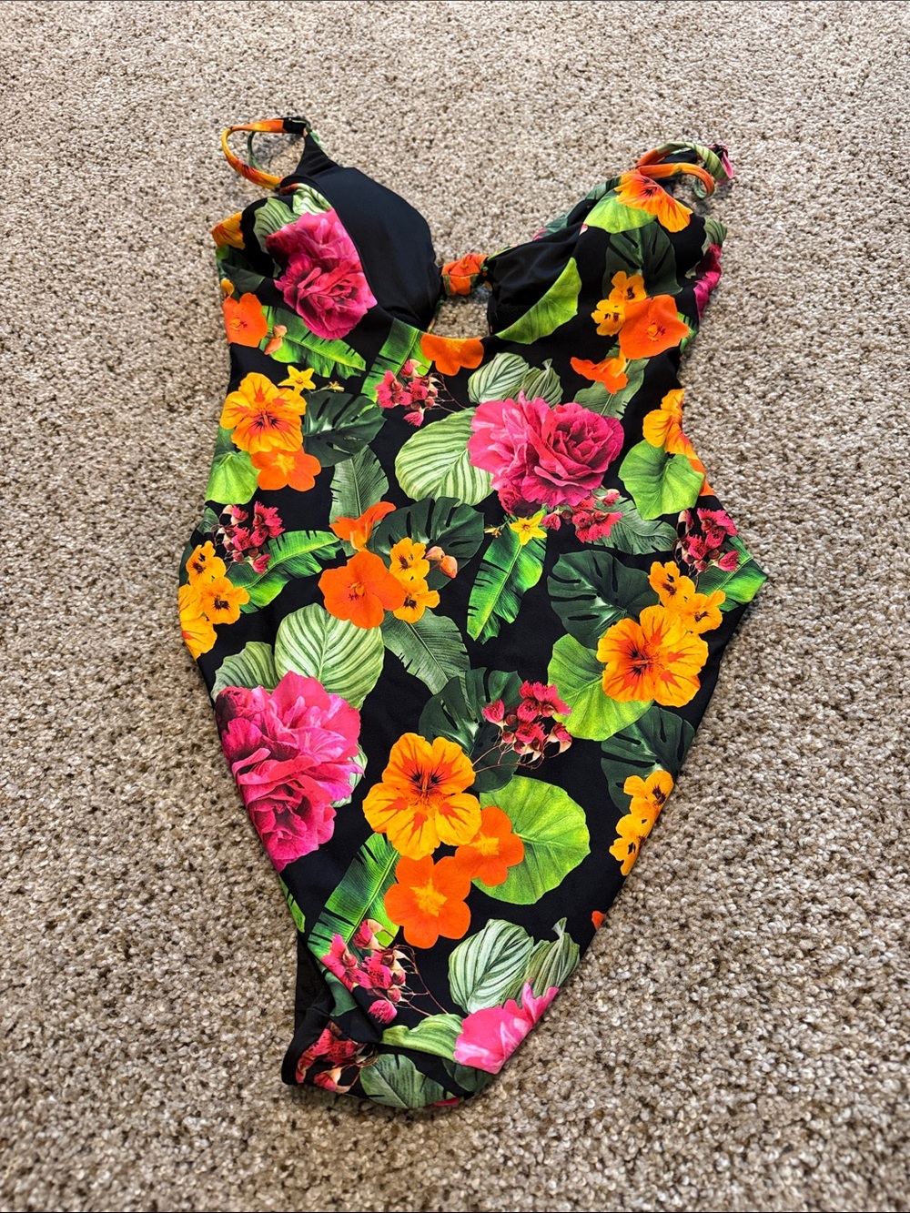 Andie Santorini One Piece in Floral Print, Medium, Like new - Picture 4 of 5